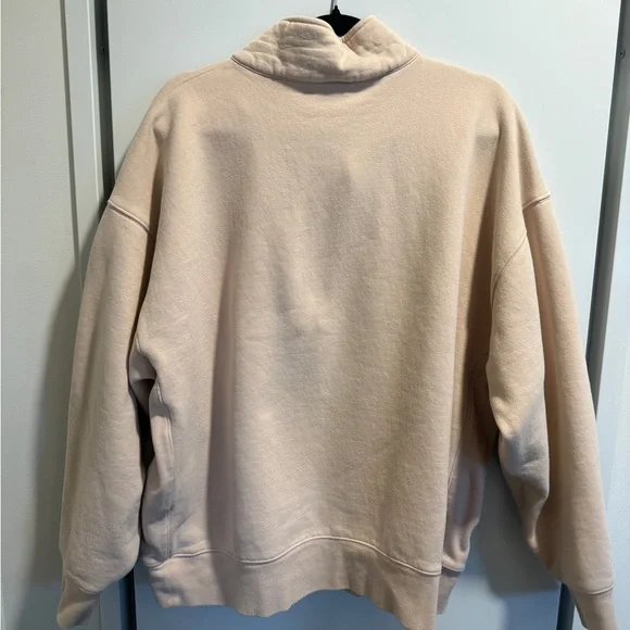 Aritzia Cozy Sweatfleece Boyfriend 1/2 Zip Sweatshirt - Picture 3 of 4